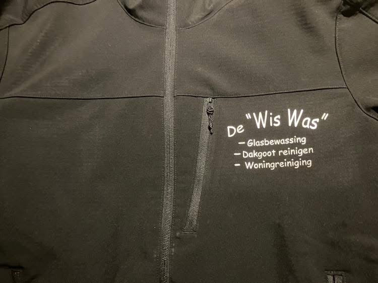 Bedrijfskleding ~ Borstlogo